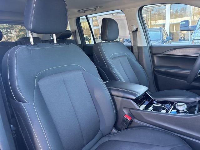 2023 Jeep Grand Cherokee Laredo 4x4