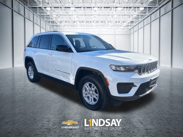 2023 Jeep Grand Cherokee Laredo 4x4