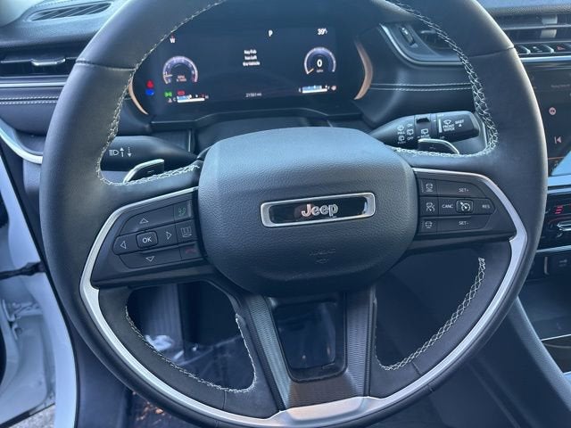 2023 Jeep Grand Cherokee Laredo 4x4