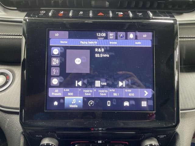 2024 Jeep Grand Cherokee Laredo X 4x4