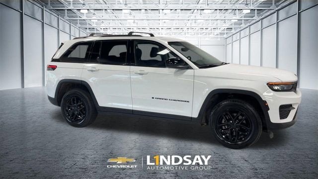2024 Jeep Grand Cherokee Laredo X 4x4