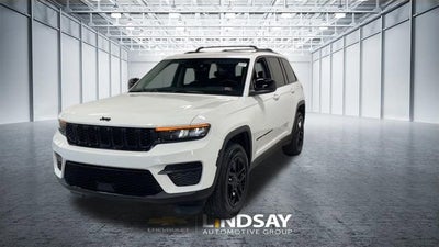 2024 Jeep Grand Cherokee Laredo X 4x4