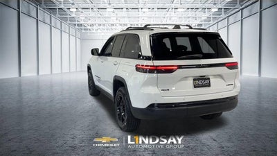 2024 Jeep Grand Cherokee Laredo X 4x4