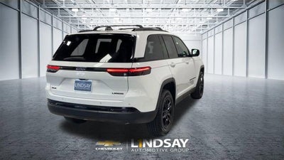 2024 Jeep Grand Cherokee Laredo X 4x4