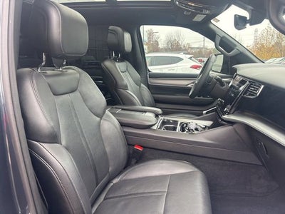 2023 Jeep Wagoneer Series II Carbide 4x4