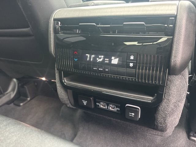 2023 Jeep Wagoneer Series II Carbide 4x4