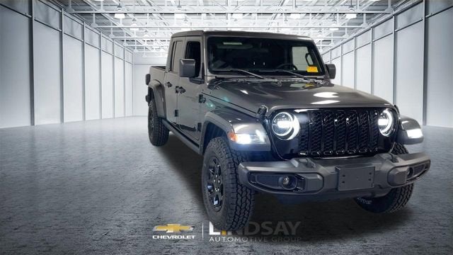 2023 Jeep Gladiator Willys 4x4