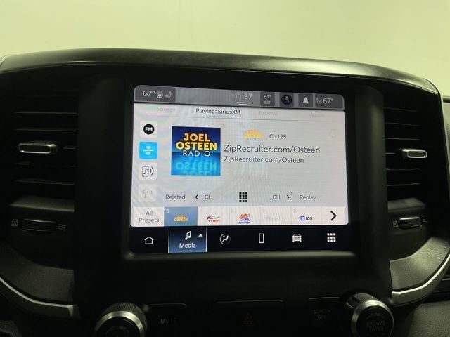 2022 RAM 1500 Lone Star Crew Cab 4x2 5'7" Box