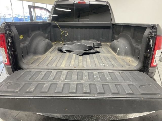 2020 RAM 1500 Big Horn Quad Cab 4x4 6'4" Box