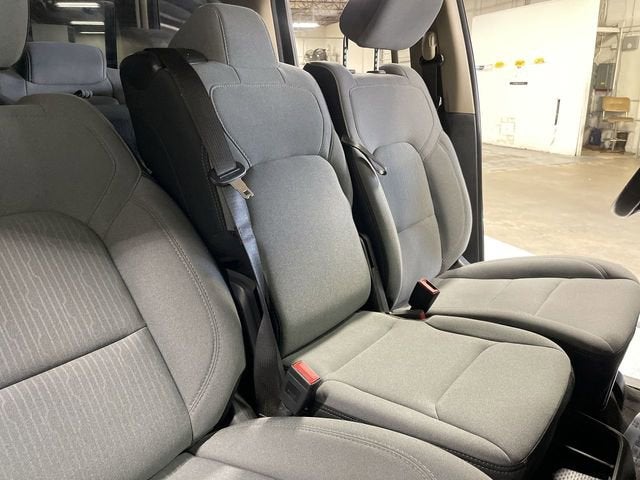 2020 RAM 1500 Big Horn Quad Cab 4x4 6'4" Box