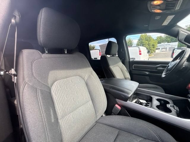 2020 RAM 1500 Big Horn Crew Cab 4x4 5'7" Box