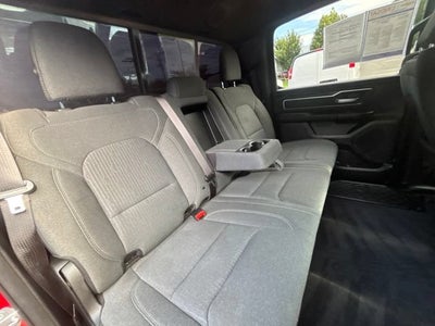 2020 RAM 1500 Big Horn Crew Cab 4x4 5'7" Box