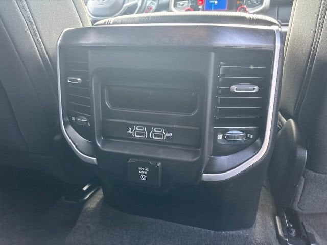 2020 RAM 1500 Big Horn Crew Cab 4x4 5'7" Box