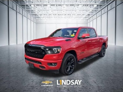 2020 RAM 1500 Big Horn Crew Cab 4x4 5'7" Box