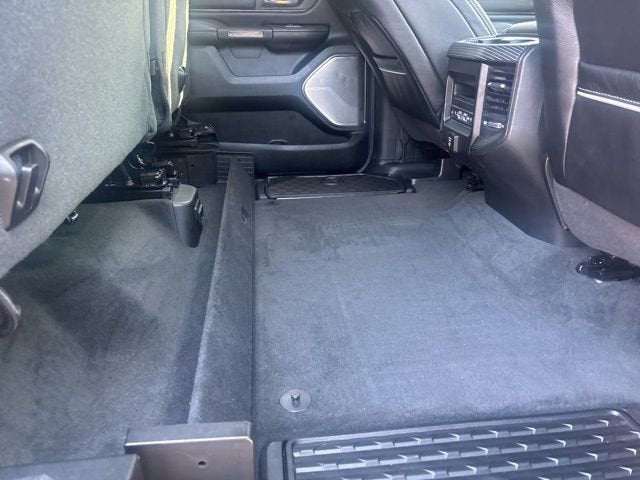 2020 RAM 1500 Limited Crew Cab 4x4 5'7" Box