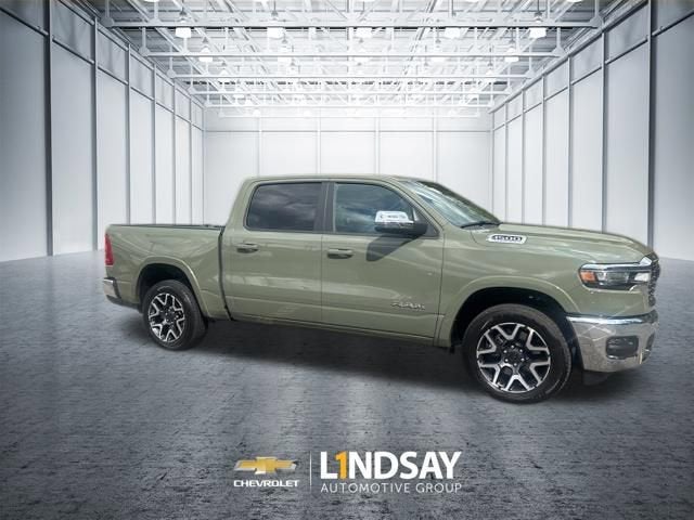 2026 RAM 1500 Laramie Crew Cab 4x4 5'7" Box