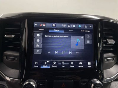 2022 RAM 1500 Laramie Crew Cab 4x4 5'7" Box