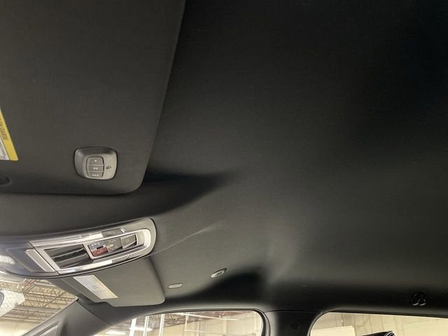 2022 RAM 1500 Laramie Crew Cab 4x4 5'7" Box