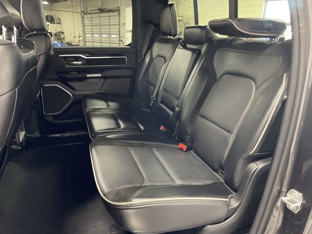 2022 RAM 1500 Laramie Crew Cab 4x4 5'7" Box