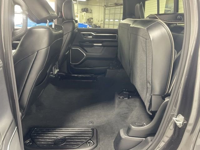 2022 RAM 1500 Laramie Crew Cab 4x4 5'7" Box