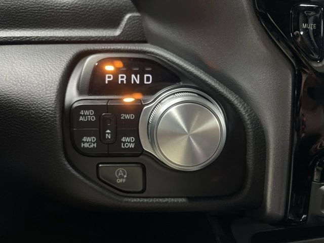 2023 RAM 1500 Laramie Crew Cab 4x4 5'7" Box