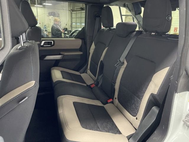 2021 Ford Bronco Base