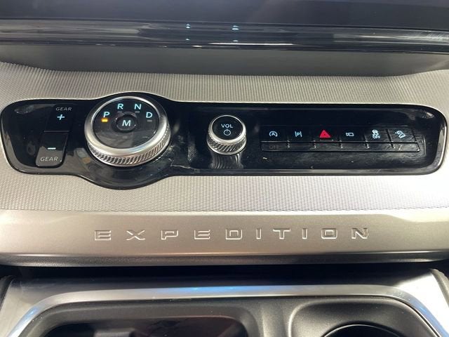 2025 Ford Expedition Active MAX