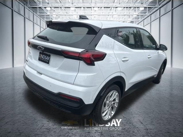 2027 Chevrolet Bolt LT - Photo 29