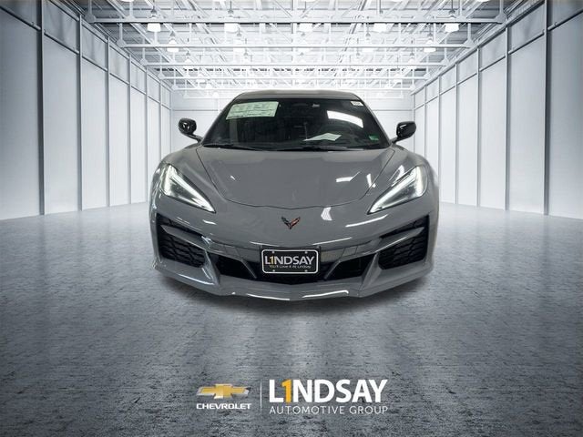 2025 Chevrolet Corvette E-Ray 1LZ