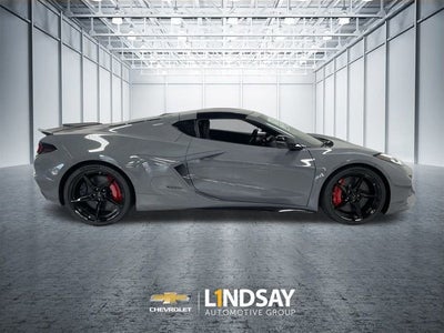 2025 Chevrolet Corvette E-Ray 1LZ