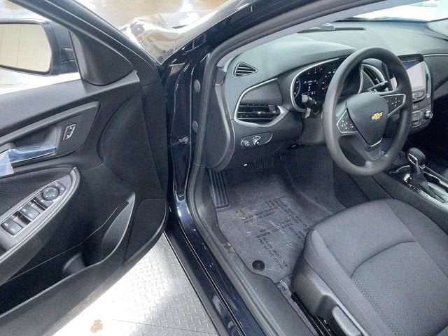2023 Chevrolet Malibu LS