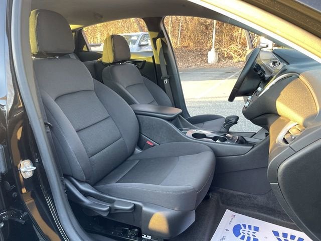 2023 Chevrolet Malibu RS