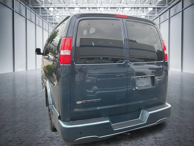 2021 Chevrolet Express Passenger 2500 LS