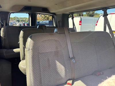 2025 Chevrolet Express Passenger 1LT