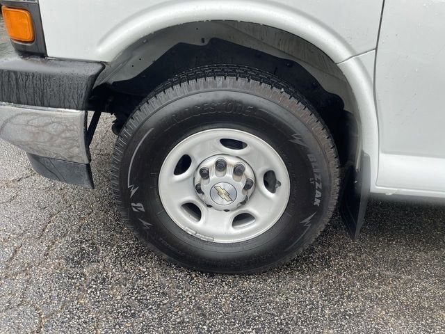 2022 Chevrolet Express Cutaway 3500 Work Van
