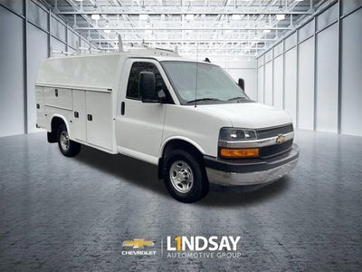 2022 Chevrolet Express Cutaway 3500 Work Van
