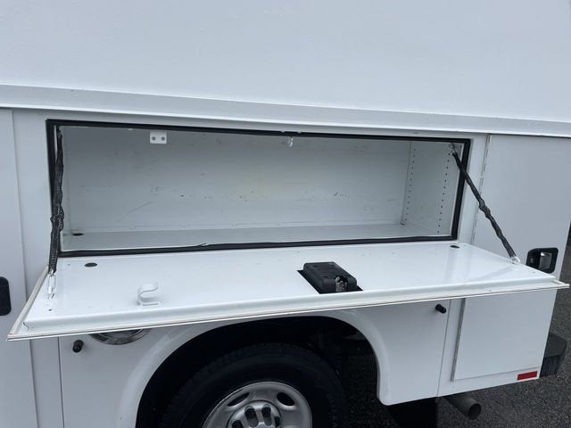 2022 Chevrolet Express Cutaway 3500 Work Van