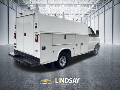 2022 Chevrolet Express Cutaway 3500 Work Van