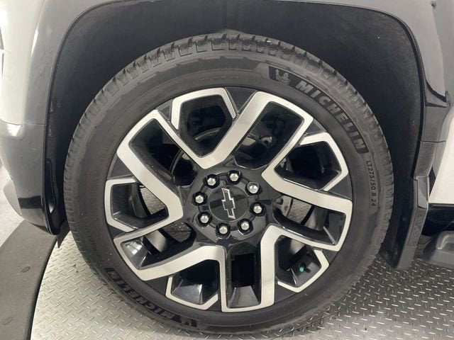 2025 Chevrolet Silverado EV RST - Extended Range