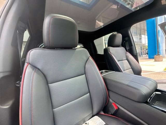 2025 Chevrolet Silverado EV RST - Max Range