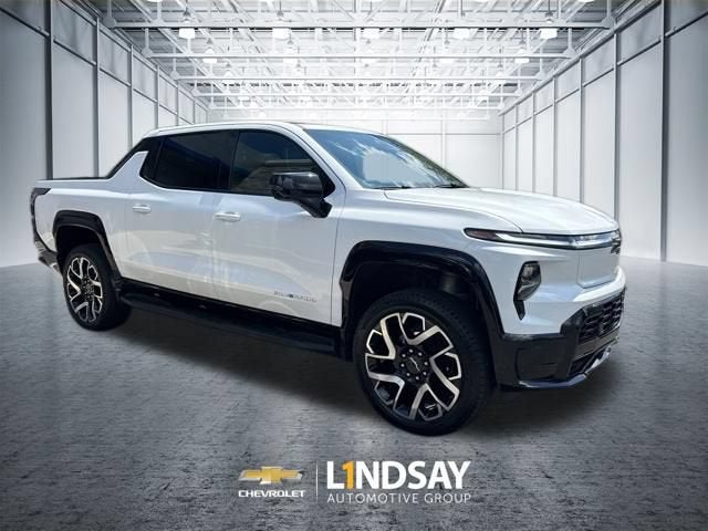 2025 Chevrolet Silverado EV RST - Max Range