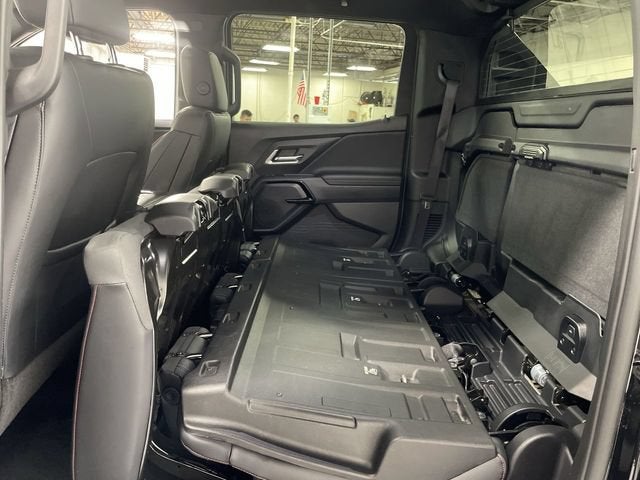 2025 Chevrolet Silverado EV RST - Max Range