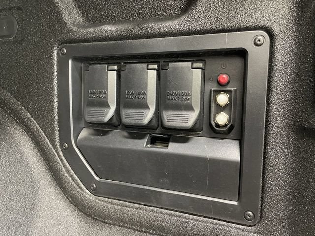 2025 Chevrolet Silverado EV RST - Max Range