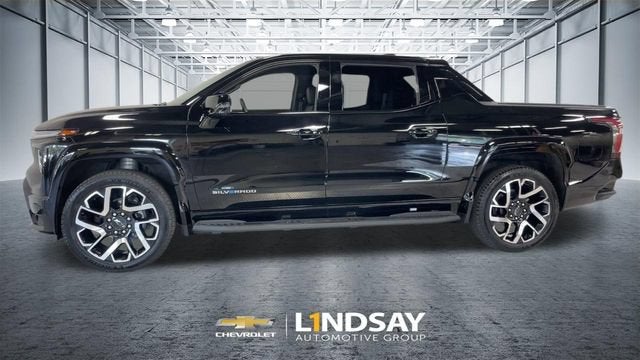 2025 Chevrolet Silverado EV RST - Max Range