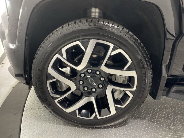 2024 Chevrolet Silverado EV RST