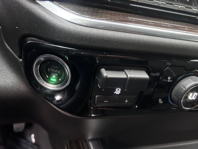 2025 Chevrolet Silverado 3500 HD LT