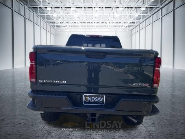 2026 Chevrolet Silverado 2500 HD ZR2 - Photo 6