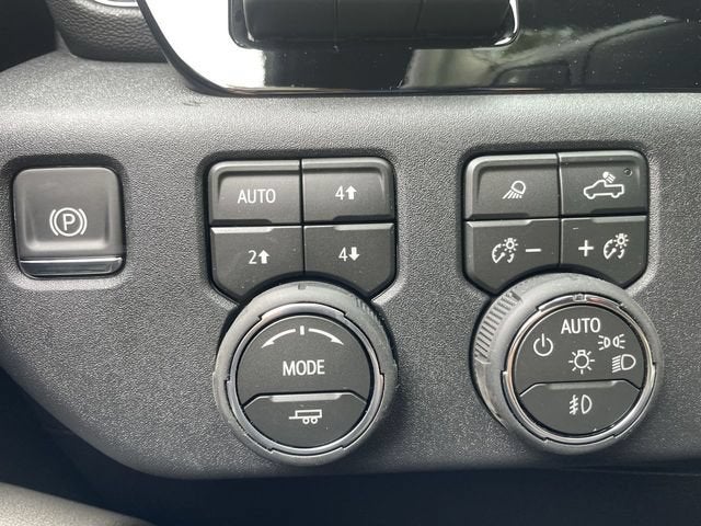 2026 Chevrolet Silverado 2500 HD ZR2 - Photo 20