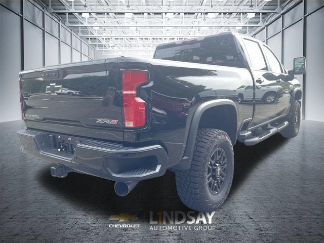2026 Chevrolet Silverado 2500 HD ZR2 - Photo 8