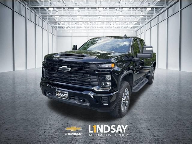 2024 Chevrolet Silverado 2500 HD Custom